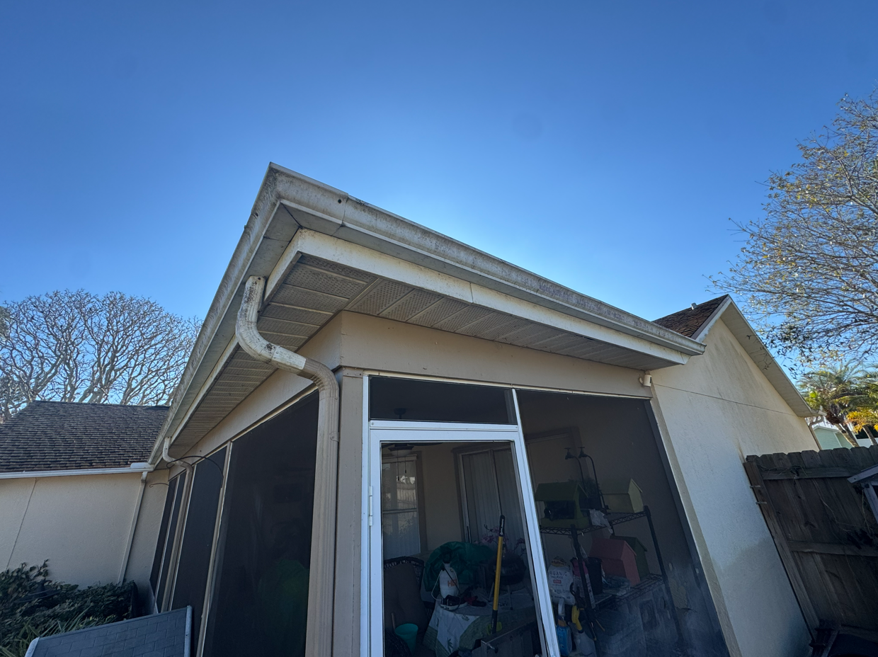 Why Our Gutter Cleaning Service Stands Out